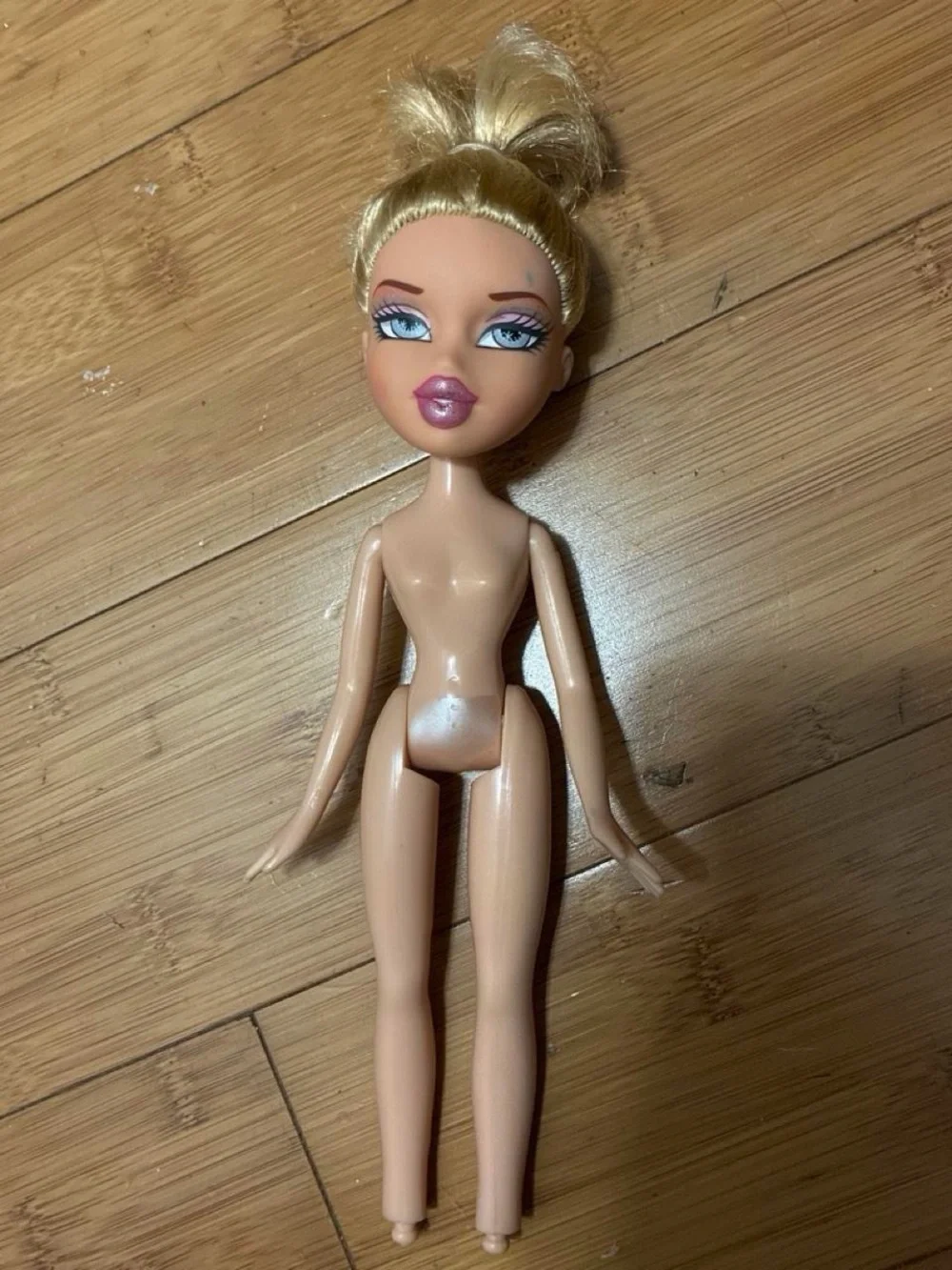 Cloe original Y2K Blonde Fashion Doll in full outfit